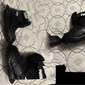 Boys Puma size 6 boots!